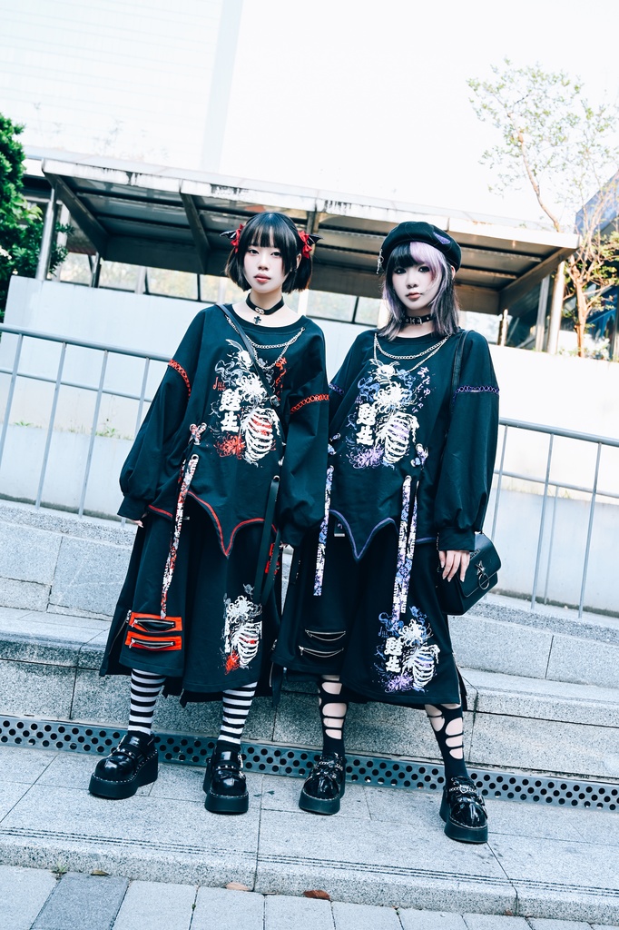 Jillpunk和風モード 甦生彼岸花 浪人侍 ドレープ袴 ゆるい カプリ ファスナー付き ワイド 七分丈バギー 剣道パンツ プリーツロング丈ズボン オリジナルパンク メンズ レディース V系 秋葉系 おしゃれ ストリート