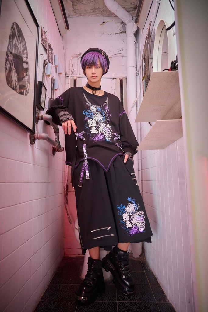 Jillpunk和洋折衷 原宿パンク 甦生彼岸花 浪人侍 ネックレス付き 着物スリーブ アシンメトリー 長袖Tシャツ カットソー オリジナルパンク 男女兼用 メンズ レディース V系 秋葉系 おしゃれ ストリート