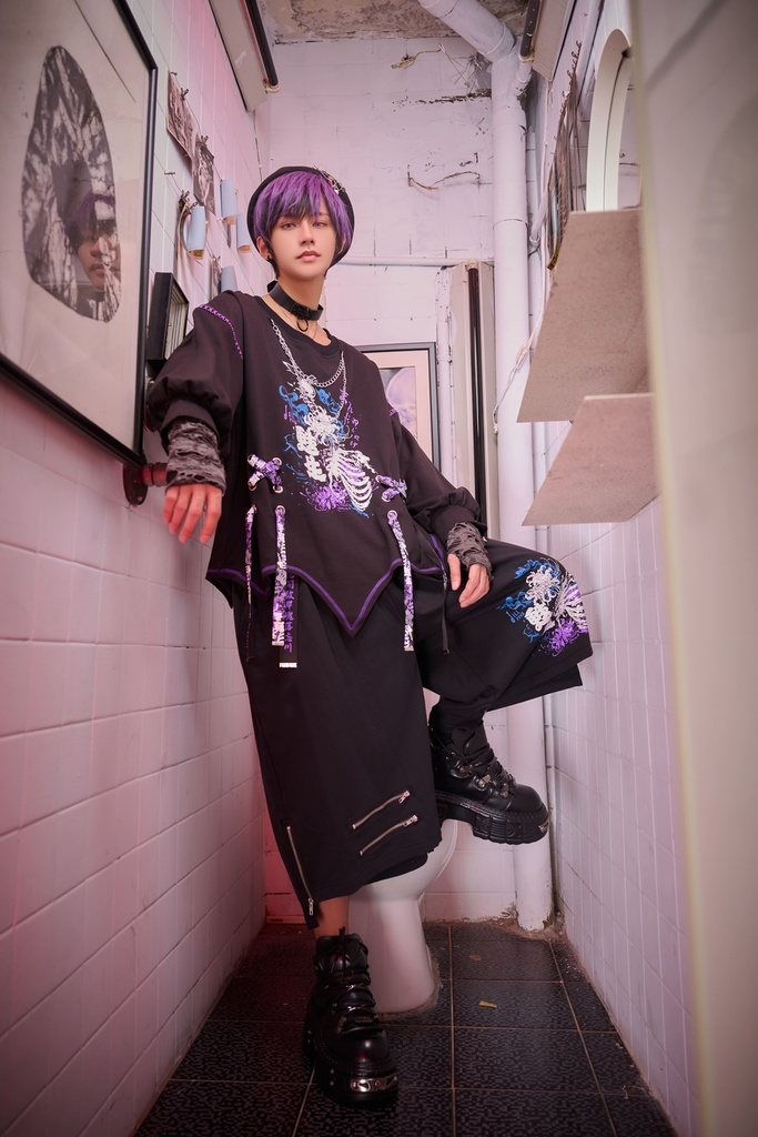 Jillpunk和洋折衷 原宿パンク 甦生彼岸花 浪人侍 ネックレス付き 着物スリーブ アシンメトリー 長袖Tシャツ カットソー オリジナルパンク 男女兼用 メンズ レディース V系 秋葉系 おしゃれ ストリート