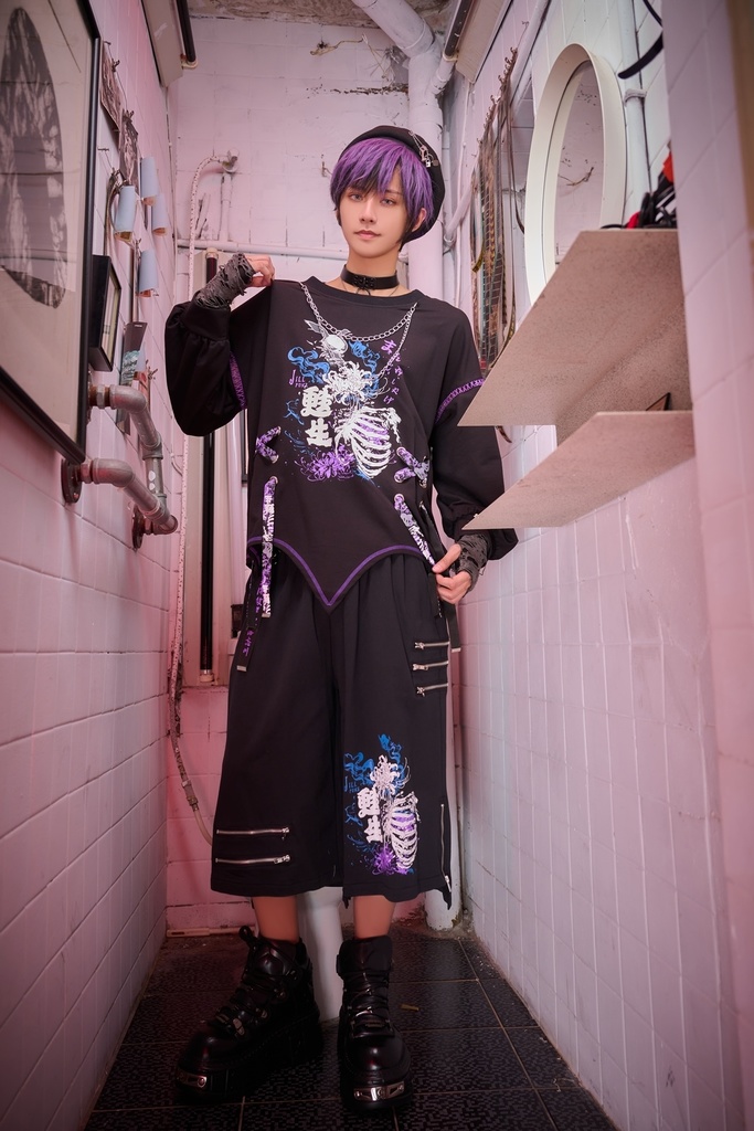 Jillpunk和洋折衷 原宿パンク 甦生彼岸花 浪人侍 ネックレス付き 着物スリーブ アシンメトリー 長袖Tシャツ カットソー オリジナルパンク 男女兼用 メンズ レディース V系 秋葉系 おしゃれ ストリート