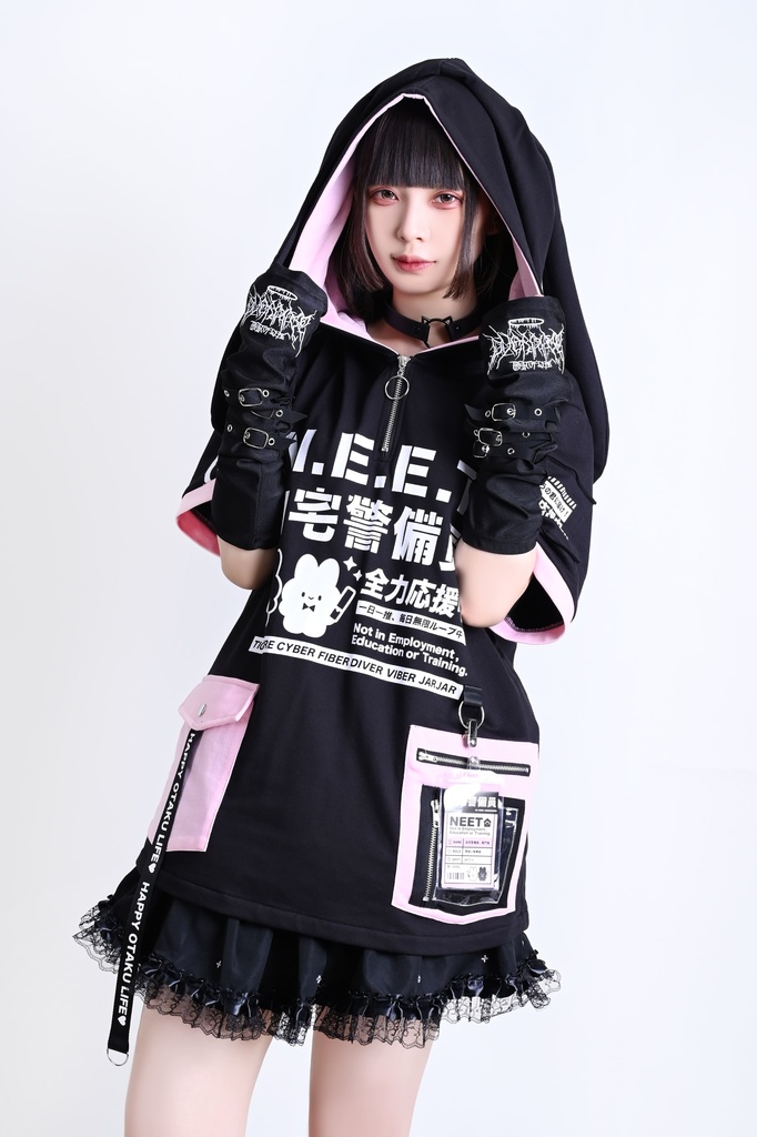 Jillpunk可愛い お宅界隈 アニメ ニ次コン 戦闘ウサギ NEET 自宅警備員 IDホルダー付き 痛カーゴポケット 1/4ジップ 兎耳 ゆったり半袖 パーカー オリジナル メンズ レディーズ おしゃれ 男女兼用 ファッション 秋葉系