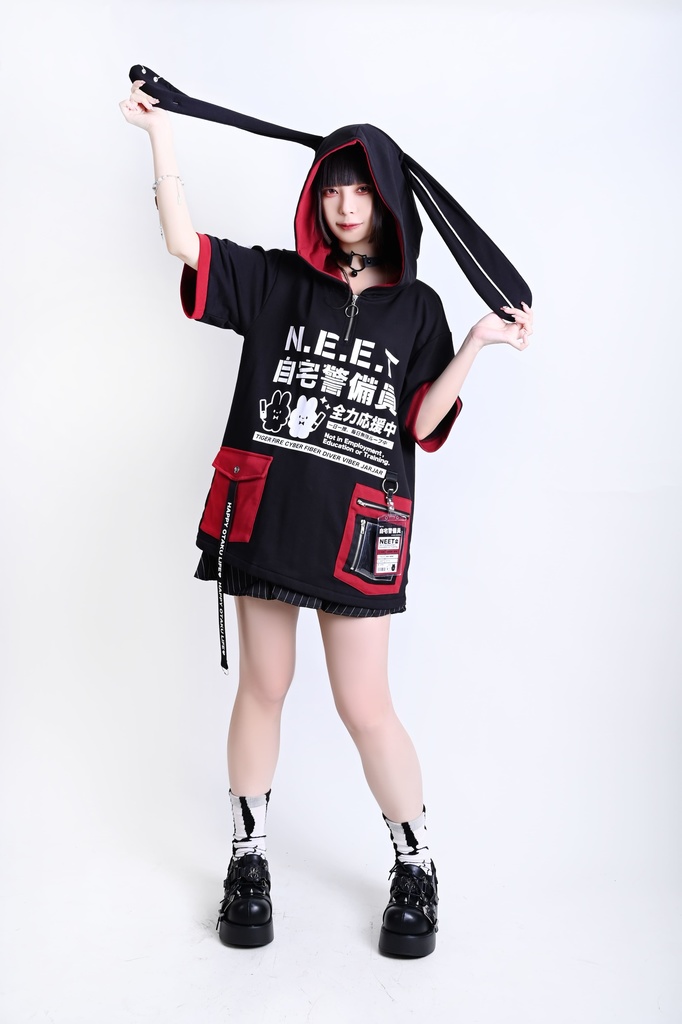 Jillpunk可愛い お宅界隈 アニメ ニ次コン 戦闘ウサギ NEET 自宅警備員 IDホルダー付き 痛カーゴポケット 1/4ジップ 兎耳 ゆったり半袖 パーカー オリジナル メンズ レディーズ おしゃれ 男女兼用 ファッション 秋葉系