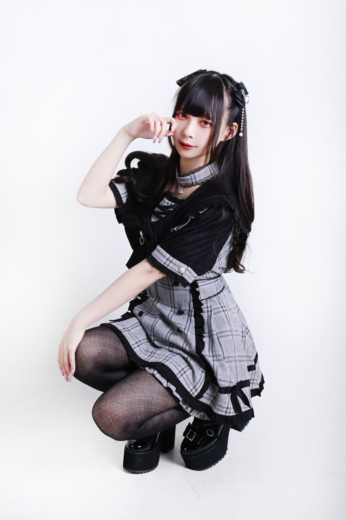 Jillpunk 量産型 天使界隈 あざと可愛い ロマンスプロローグ ロリータ 蝶ネクタイ チョーカー付き ダブルブレスト セーラー服 チェック柄 半袖ワンピース&ショーパン セット オリジナル 地雷系 おしゃれ 秋葉原