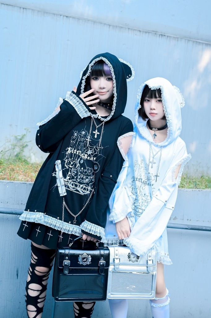 Jillpunk可愛いパンク 原宿系 クール感 司書熊さん フリル レースヘム コルセットピアス オフショルダー肩出し 取り外し可能な袖 2waý熊耳パーカー オリジナル メンズ レディーズ おしゃれ 男女兼用 ファッション