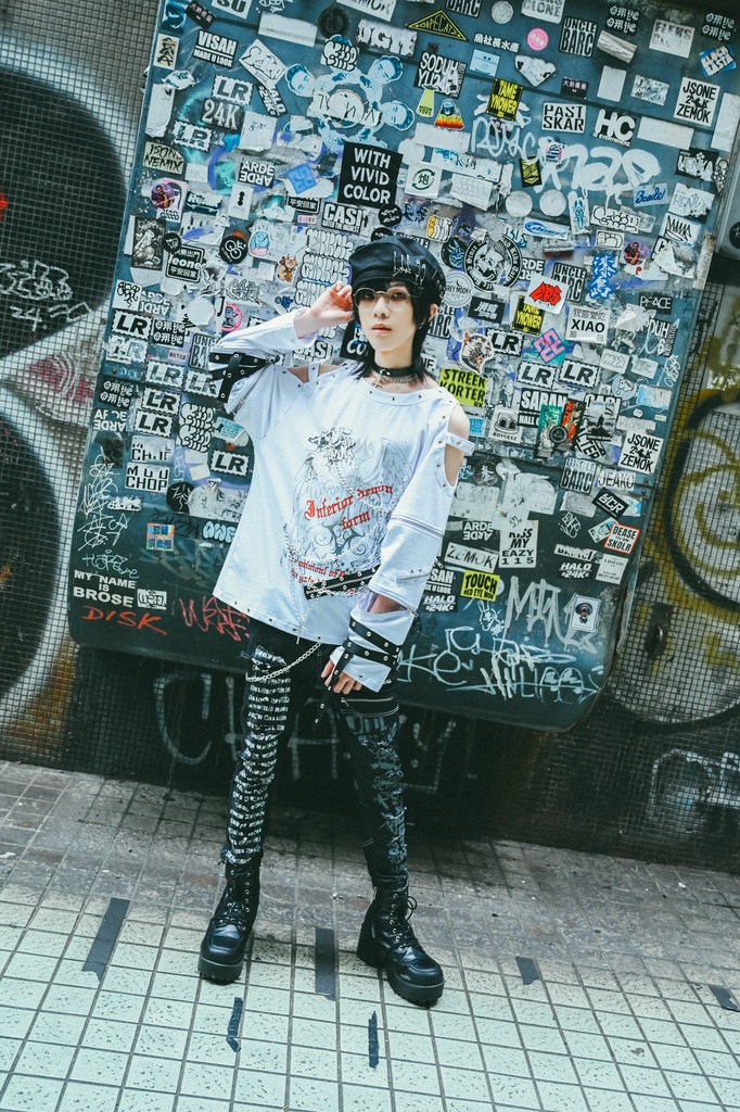 Jillpunk 王道パンク ロック 天使降臨 アイレットベルト 十字架チェーン付き オフショルダー 取り外し可能な袖 カットソーTシャツ メンズ レディーズ V系 おしゃれ男女兼用カッコいい ファッション