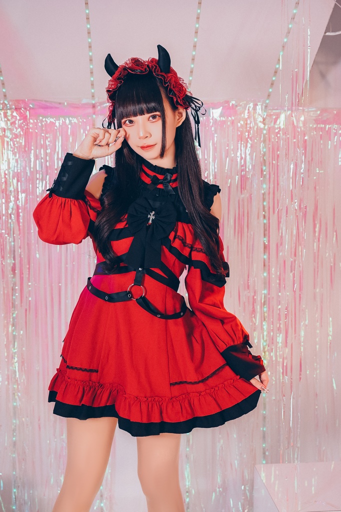 Jillpunk 地雷系 ダーク ゴシックロリータ 狂詩曲 ハーネス リボン付き 肩出し フリルヘム 長袖ワンピースドレス オリジナル 姫系 可愛い おしゃれ ファッション萌え 秋葉原