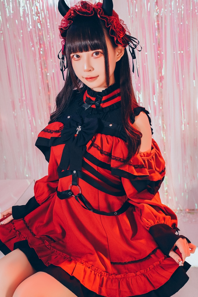 Jillpunk 地雷系 ダーク ゴシックロリータ 狂詩曲 ハーネス リボン付き 肩出し フリルヘム 長袖ワンピースドレス オリジナル 姫系 可愛い おしゃれ ファッション萌え 秋葉原