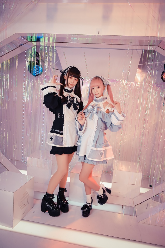 Jillpunk 水色 量産型 ゆめかわ ロリータ 天使の契約 ハイネック 肩出しドレス 透け透け リボン付き 長袖シャツワンピース+ショートパンツ メイド服セット オリジナル 可愛い おしゃれ ファッション萌え 秋葉原