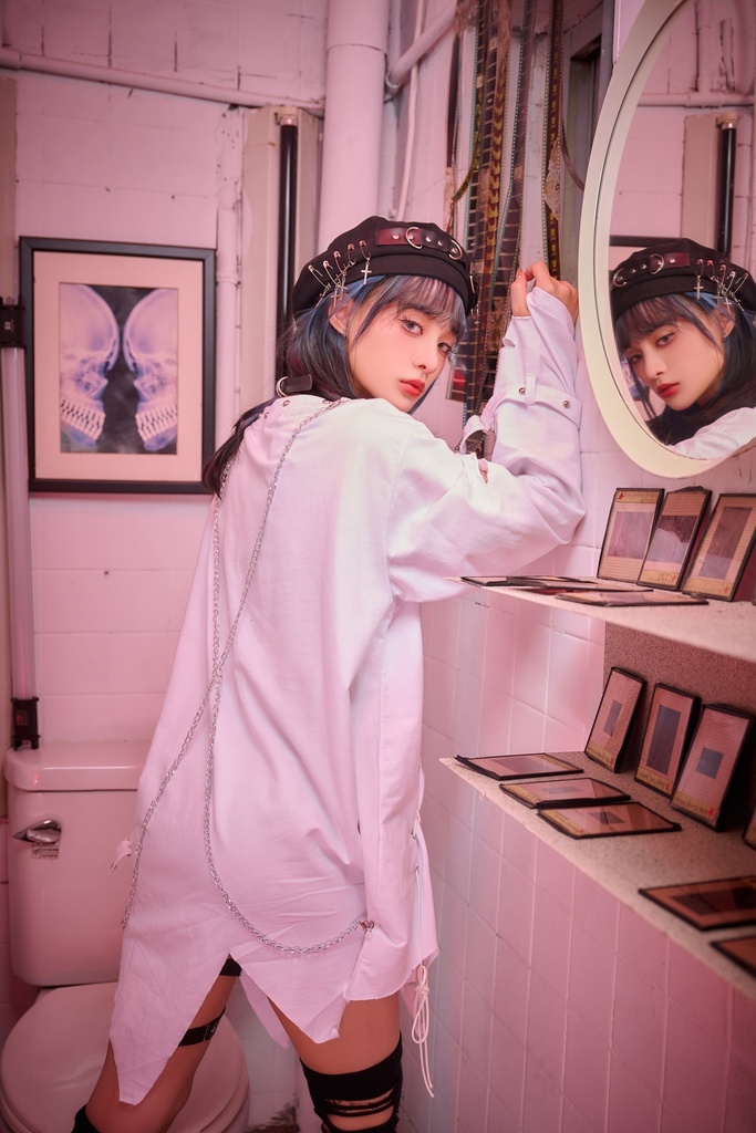 Jillpunk ヘヴィメタル パンクロック 罪悪の讃歌 バフォメット ダメージ加工 漸層グラデ アシンメトリー 長袖Tシャツ カットソー オリジナル メンズ レディーズ クール おしゃれ男女兼用