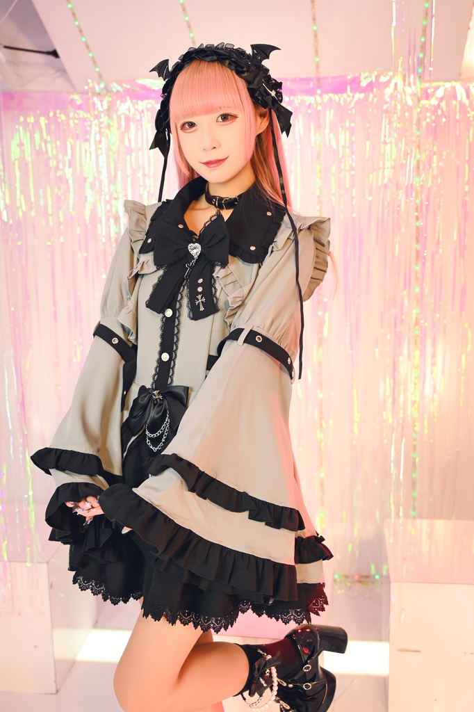 Jillpunk 地雷系 ダーク ゴシックロリータ 吸血鬼学園 リボンタイ付き 姫袖ブラウスワンピース フリルヘム 長袖ドレス ショーパン2点セット オリジナル 姫系 可愛い おしゃれ ファッション萌え 秋葉原