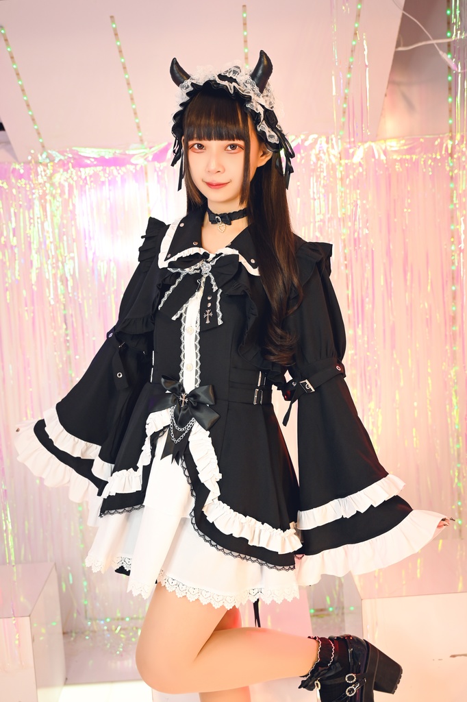 Jillpunk 地雷系 ダーク ゴシックロリータ 吸血鬼学園 リボンタイ付き 姫袖ブラウスワンピース フリルヘム 長袖ドレス ショーパン2点セット オリジナル 姫系 可愛い おしゃれ ファッション萌え 秋葉原