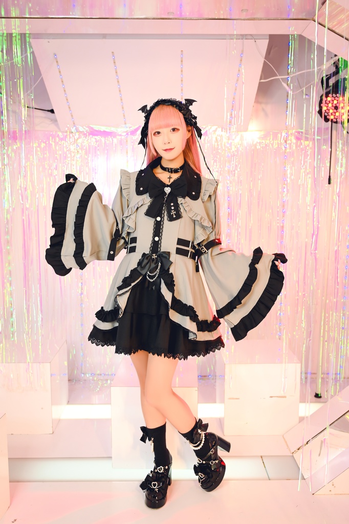 Jillpunk 地雷系 ダーク ゴシックロリータ 吸血鬼学園 リボンタイ付き 姫袖ブラウスワンピース フリルヘム 長袖ドレス ショーパン2点セット オリジナル 姫系 可愛い おしゃれ ファッション萌え 秋葉原