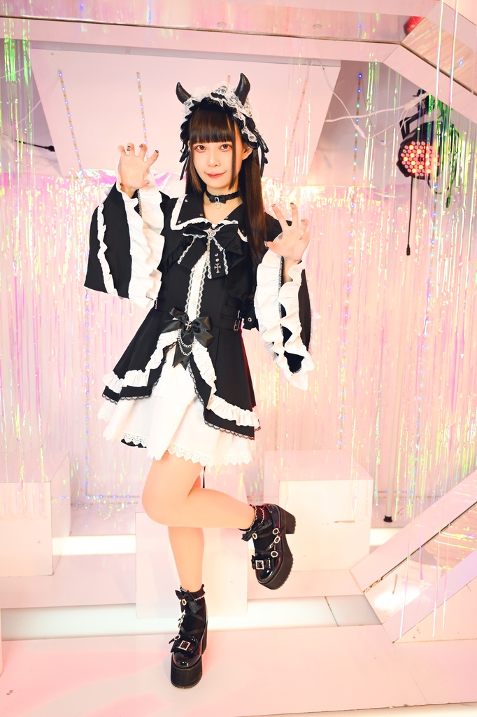 Jillpunk 地雷系 ダーク ゴシックロリータ 吸血鬼学園 リボンタイ付き 姫袖ブラウスワンピース フリルヘム 長袖ドレス ショーパン2点セット オリジナル 姫系 可愛い おしゃれ ファッション萌え 秋葉原