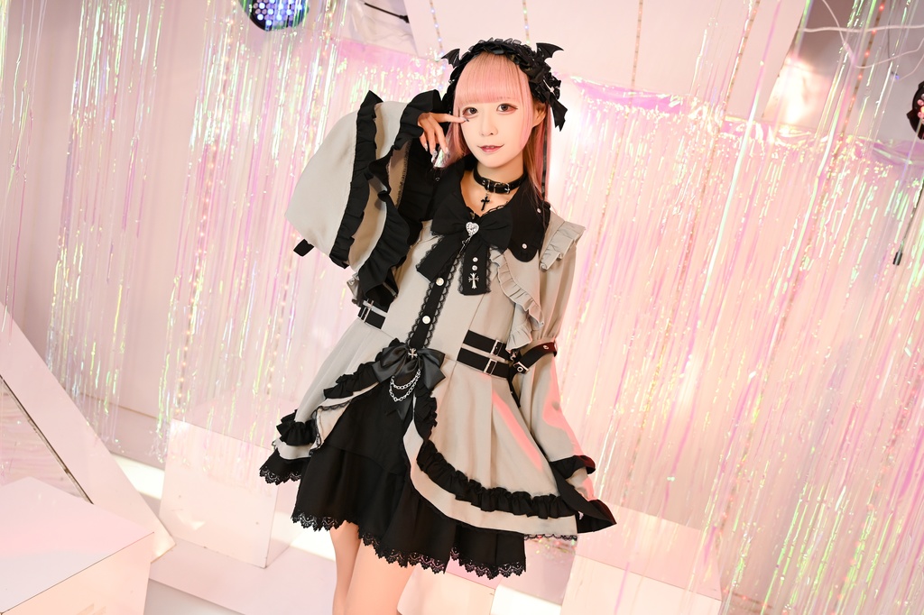 Jillpunk 地雷系 ダーク ゴシックロリータ 吸血鬼学園 リボンタイ付き 姫袖ブラウスワンピース フリルヘム 長袖ドレス ショーパン2点セット オリジナル 姫系 可愛い おしゃれ ファッション萌え 秋葉原