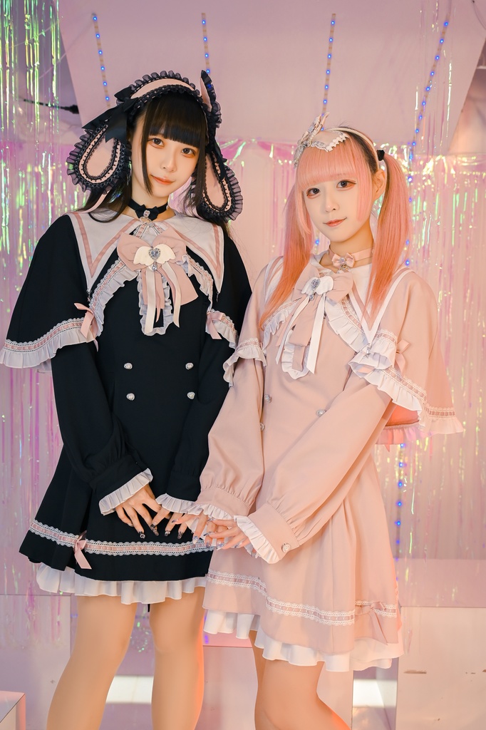 Jillpunk アニメ界隈 ゆめかわ ロリータ 恋愛魔法陣 丸襟 リボン付き フリル 長袖ワンピース+刺繍入りケープ ドレスセット2点 オリジナル 可愛い おしゃれ ファッション萌え 秋葉原