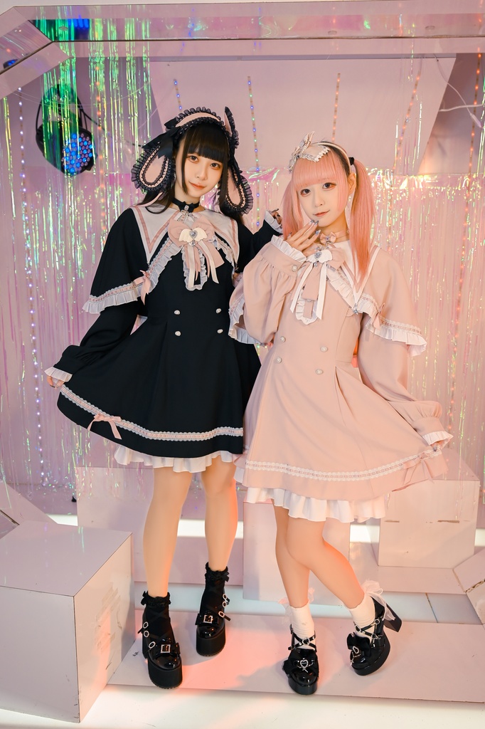 Jillpunk アニメ界隈 ゆめかわ ロリータ 恋愛魔法陣 丸襟 リボン付き フリル 長袖ワンピース+刺繍入りケープ ドレスセット2点 オリジナル 可愛い おしゃれ ファッション萌え 秋葉原