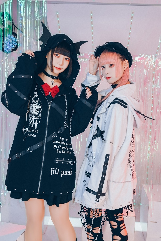 Jillpunk ダークアニメ風 ヘヴィメタル パンクロック 骸骨聖約 メタルパーツ 鎖チェーン付き 悪魔羽パーカー フード付きジャケット オリジナル メンズ レディーズ クール おしゃれ男女兼用カッコいい ファッション