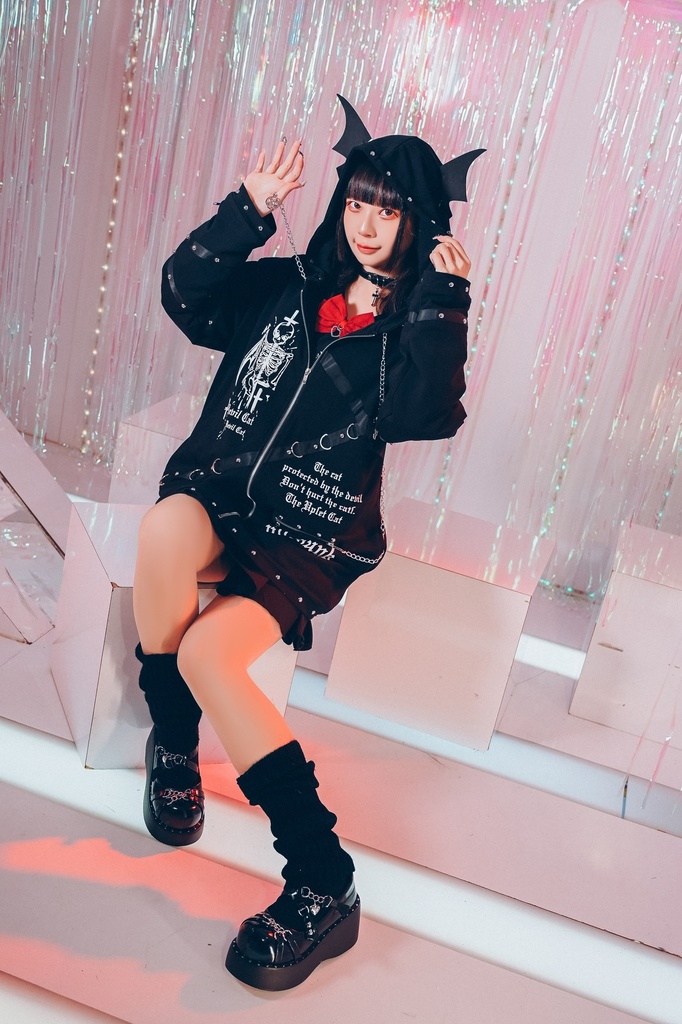 Jillpunk ダークアニメ風 ヘヴィメタル パンクロック 骸骨聖約 メタルパーツ 鎖チェーン付き 悪魔羽パーカー フード付きジャケット オリジナル メンズ レディーズ クール おしゃれ男女兼用カッコいい ファッション