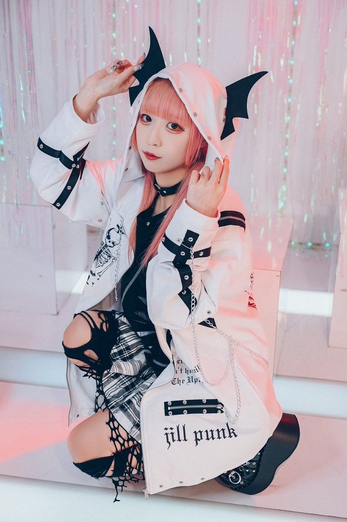 Jillpunk ダークアニメ風 ヘヴィメタル パンクロック 骸骨聖約 メタルパーツ 鎖チェーン付き 悪魔羽パーカー フード付きジャケット オリジナル メンズ レディーズ クール おしゃれ男女兼用カッコいい ファッション