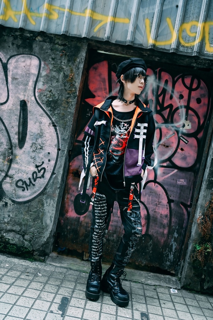 Jillpunk 台湾画師柴染コラボ 東方浮夢録 和洋折衷 妖狐神龍 配色 非対称 メッシュ切替 尻尾付き スウェットパーカー フード付きジャケット オリジナル おしゃれ 男女兼用ファッション秋葉系