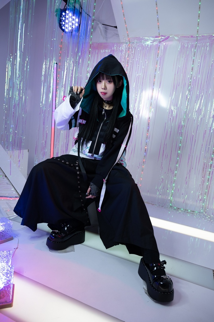 Jillpunk 台湾画師柴染コラボ 東方浮夢録 和洋折衷 妖狐神龍 配色 非対称 メッシュ切替 尻尾付き スウェットパーカー フード付きジャケット オリジナル おしゃれ 男女兼用ファッション秋葉系