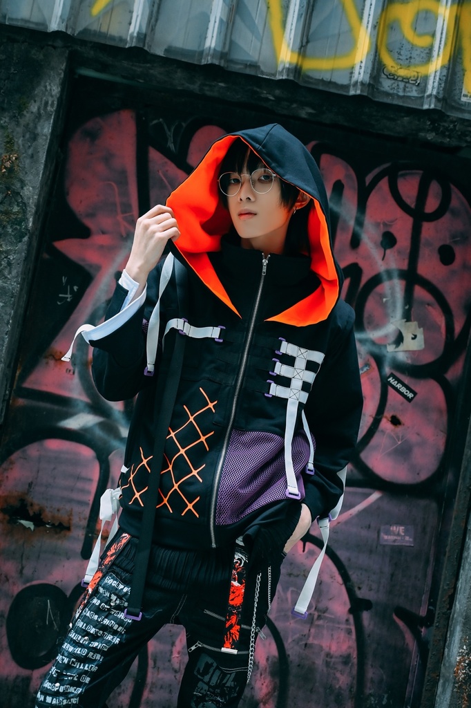 Jillpunk 台湾画師柴染コラボ 東方浮夢録 和洋折衷 妖狐神龍 配色 非対称 メッシュ切替 尻尾付き スウェットパーカー フード付きジャケット オリジナル おしゃれ 男女兼用ファッション秋葉系