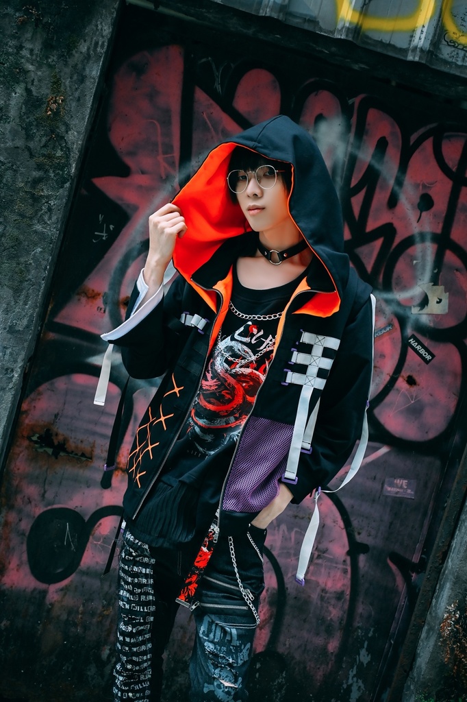 Jillpunk 台湾画師柴染コラボ 東方浮夢録 和洋折衷 妖狐神龍 配色 非対称 メッシュ切替 尻尾付き スウェットパーカー フード付きジャケット オリジナル おしゃれ 男女兼用ファッション秋葉系