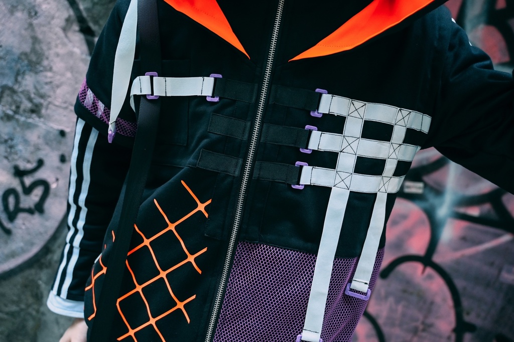 Jillpunk 台湾画師柴染コラボ 東方浮夢録 和洋折衷 妖狐神龍 配色 非対称 メッシュ切替 尻尾付き スウェットパーカー フード付きジャケット オリジナル おしゃれ 男女兼用ファッション秋葉系