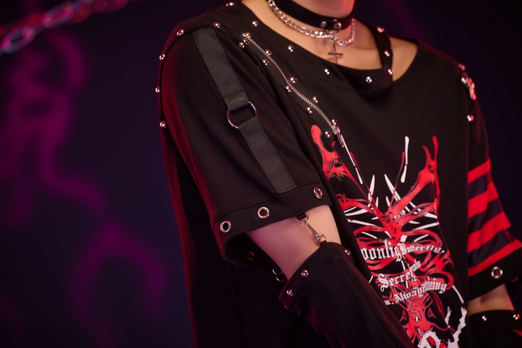 Jillpunk ヘヴィメタル パンク妖艶風 縛骨蝶 グラデーション色 ボーダー柄 アームカバー付き ダメージ加工Tシャツ アシンメトリー 半袖カットソー オリジナル メンズ レディーズ クール 存在感 おしゃれ男女兼用