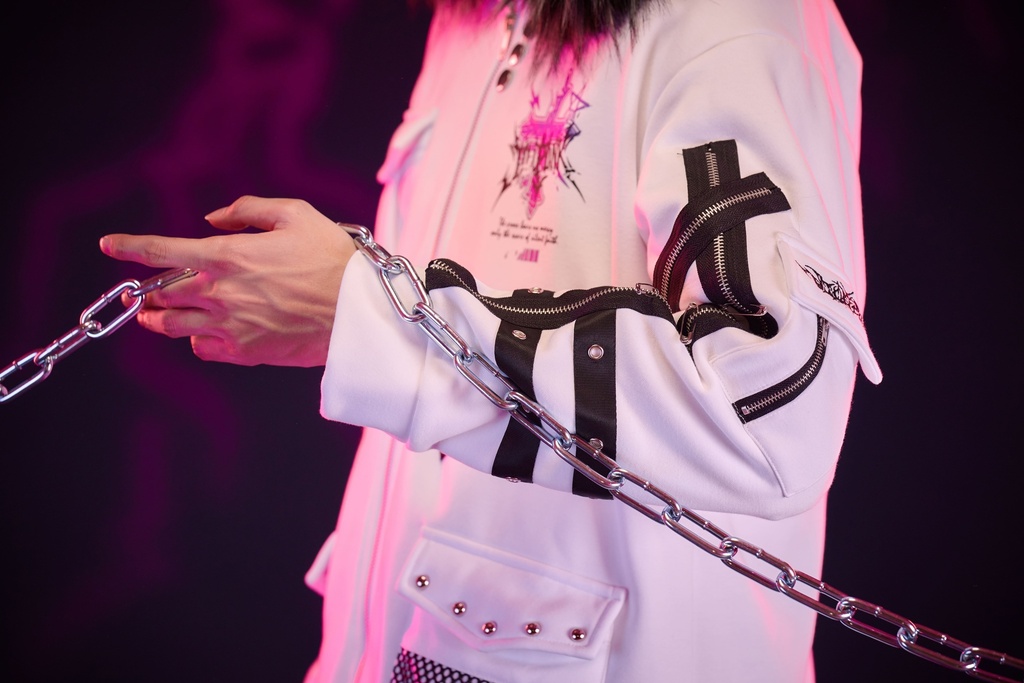 Jillpunk王道パンク 兄系 バンギャ 魂の印 漁網メッシュポケット フェイクファー付き クロス羽根モチーフ 裏起毛 防寒 厚手 長袖パーカーコート フード付きジャケット オリジナル メンズ レディー V系 おしゃれ 男女兼用
