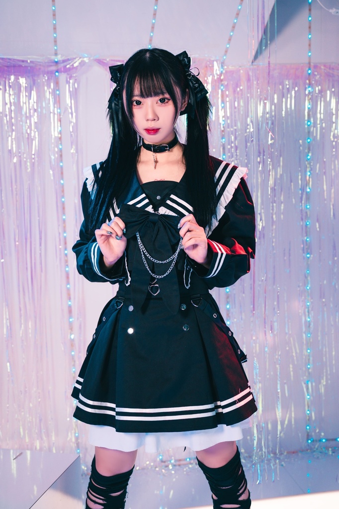 Jillpunk プレッピー ダークガーリー 地雷系 量産型 和洋折衷 ナイトメアスィート 蝶ネクタイ付き ショート丈学院セーラー服 ハイウェストスカート JK制服セット2点 オリジナル レディース 和洋ミックス カッコいい おしゃれ サブカル