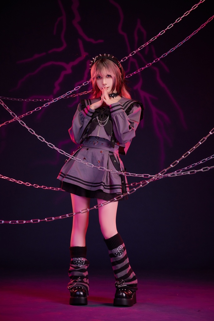 Jillpunk プレッピー ダークガーリー 地雷系 量産型 和洋折衷 ナイトメアスィート 蝶ネクタイ付き ショート丈学院セーラー服 ハイウェストスカート JK制服セット2点 オリジナル レディース 和洋ミックス カッコいい おしゃれ サブカル