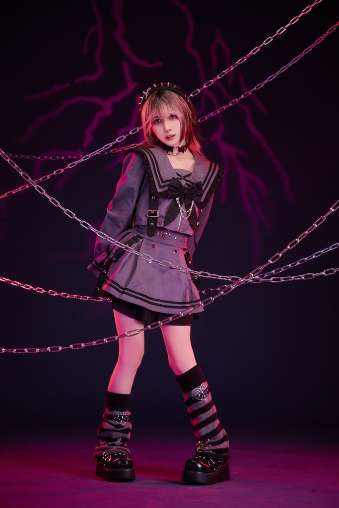 Jillpunk プレッピー ダークガーリー 地雷系 量産型 和洋折衷 ナイトメアスィート 蝶ネクタイ付き ショート丈学院セーラー服 ハイウェストスカート JK制服セット2点 オリジナル レディース 和洋ミックス カッコいい おしゃれ サブカル