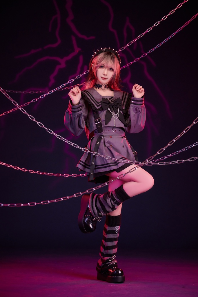 Jillpunk プレッピー ダークガーリー 地雷系 量産型 和洋折衷 ナイトメアスィート 蝶ネクタイ付き ショート丈学院セーラー服 ハイウェストスカート JK制服セット2点 オリジナル レディース 和洋ミックス カッコいい おしゃれ サブカル