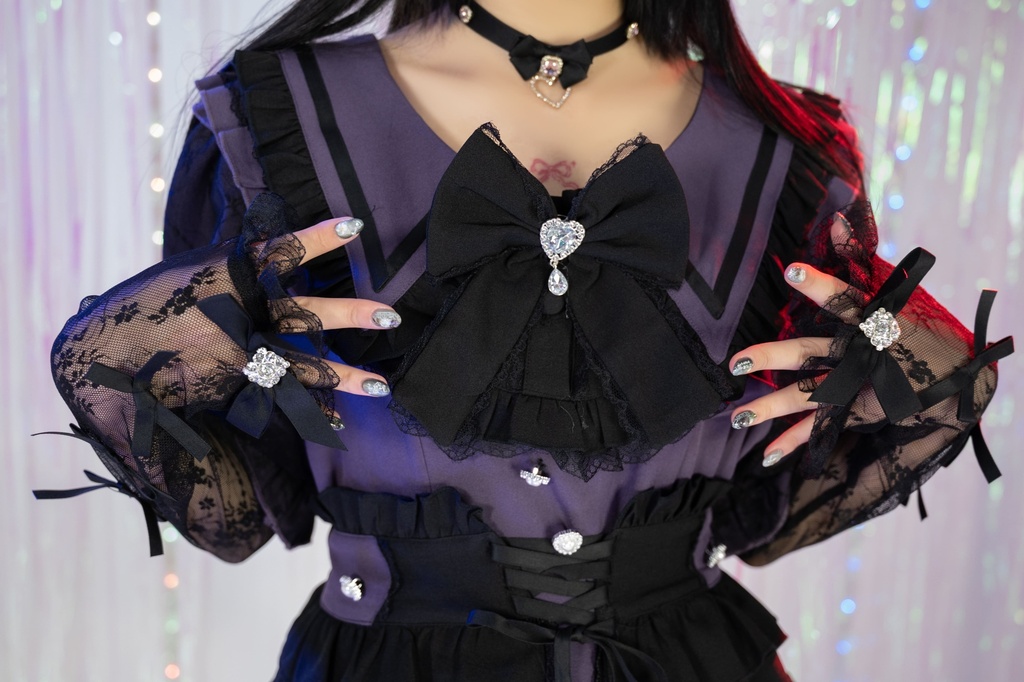 Jillpunk 地雷系 ダーク ゴシックロリータ 姫系 ロマンス小夜曲 蝶ネクタイ付き セーラーカラー フリル半袖ワンピース カクテルドレス ウェストコルセット レース手袋セット3点 オリジナル 可愛い おしゃれ ファッション 秋葉原