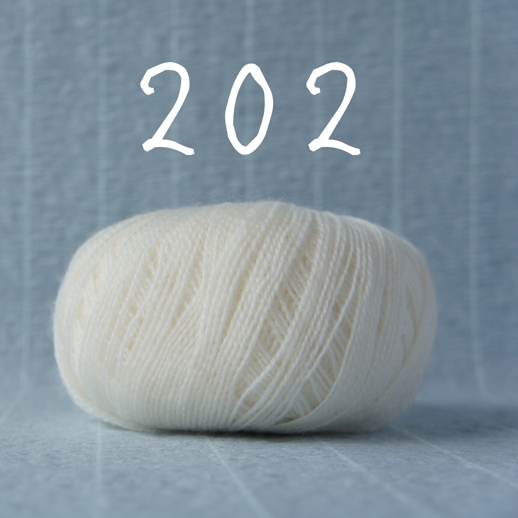 【白色】ボタンレスカーディガン