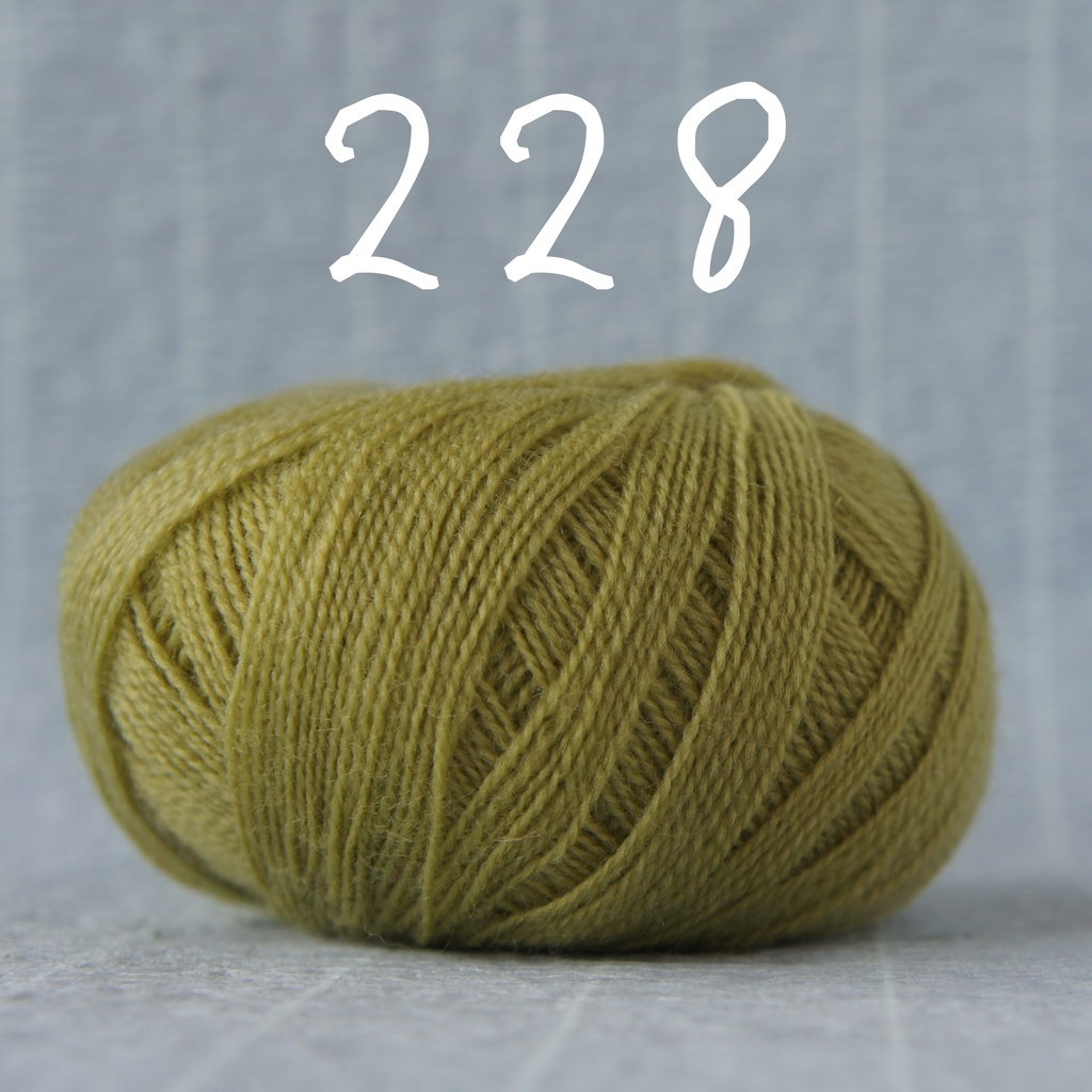 【緑色】ボタンレスカーディガン