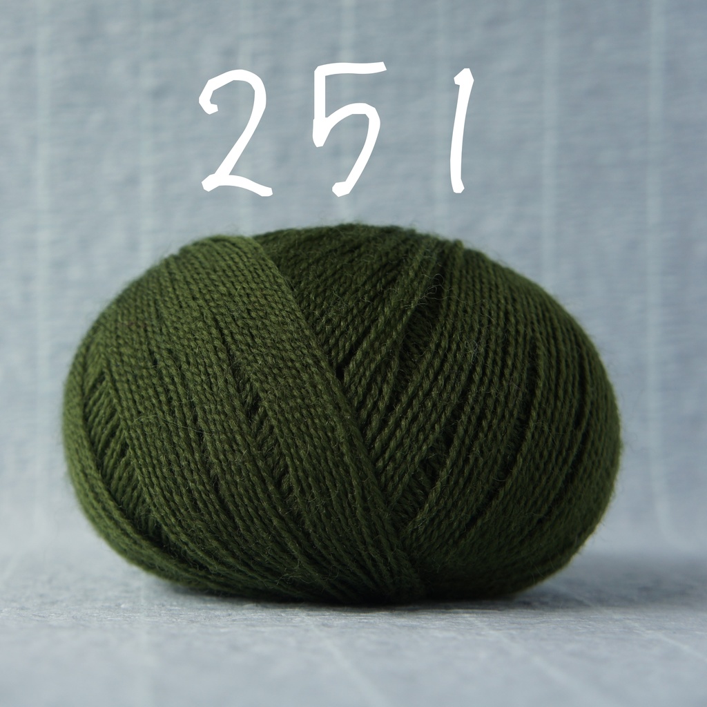 【緑色】ボタンレスカーディガン