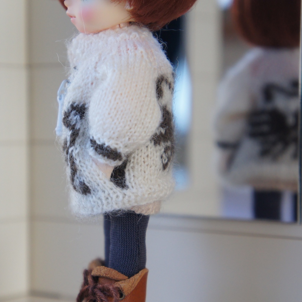 【即納品】襟なし・ファスナー 白色 トリ柄 カウチンジャケット