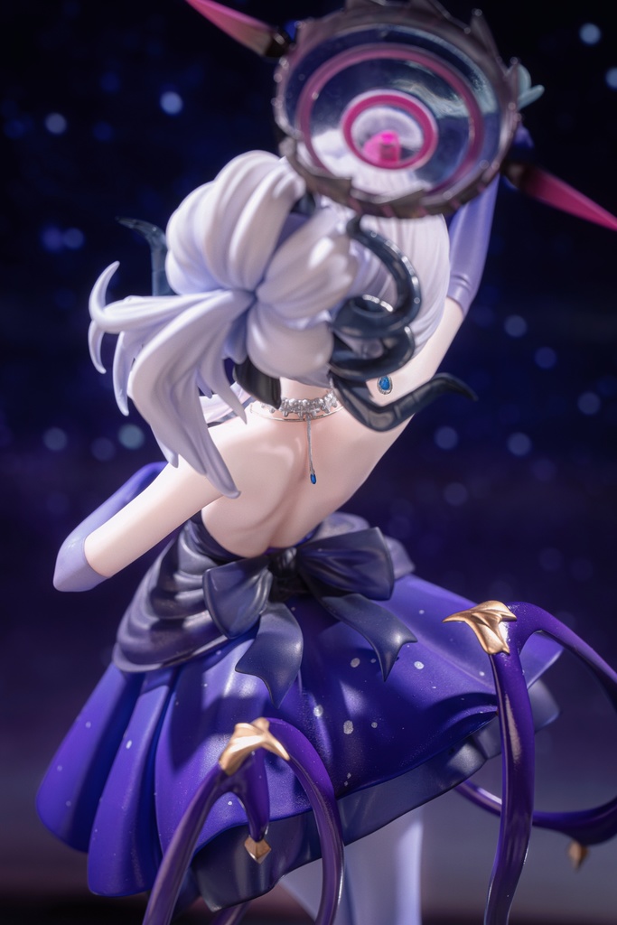 ブルーアーカイブ  空崎ヒナ(ドレス) 花の独舞