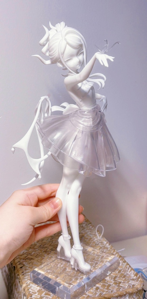 ブルーアーカイブ  空崎ヒナ(ドレス) 花の独舞