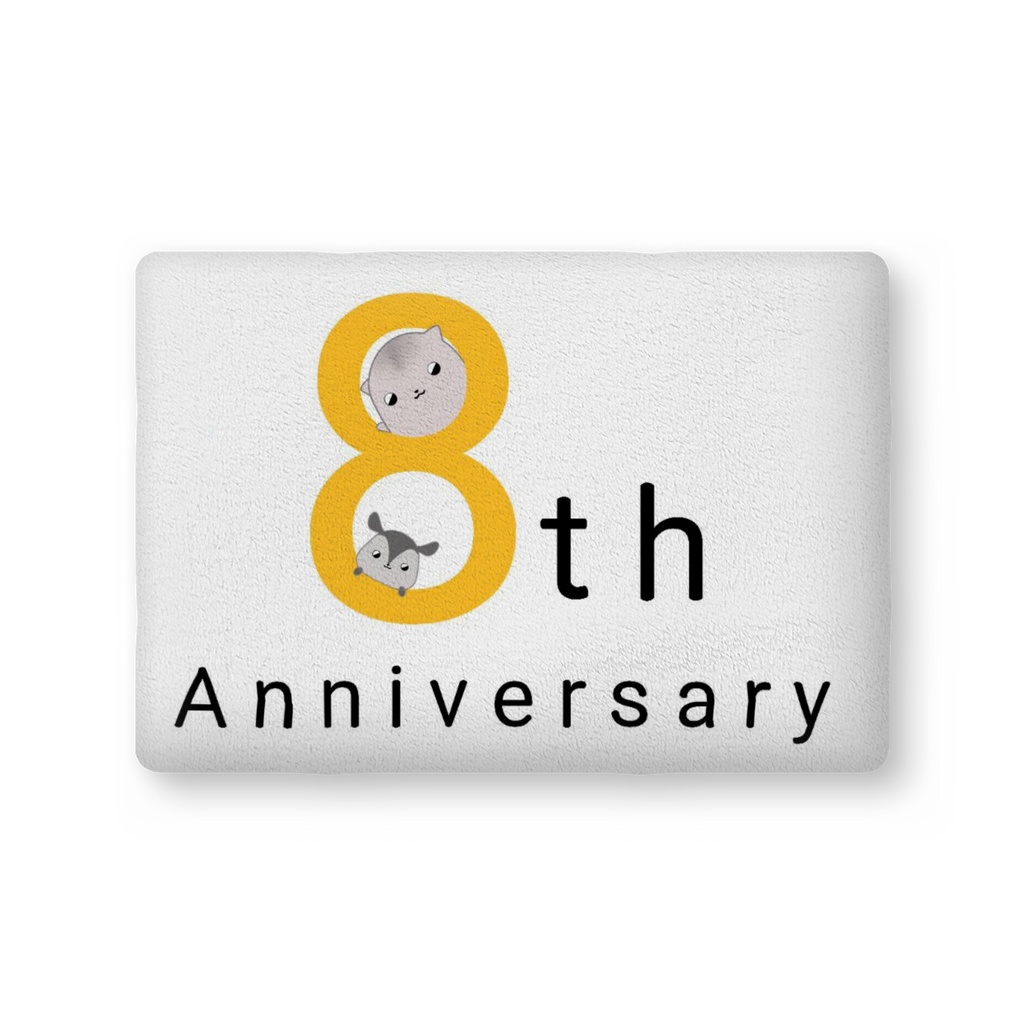 誰も買わない値段設定　8周年記念クッションｗ