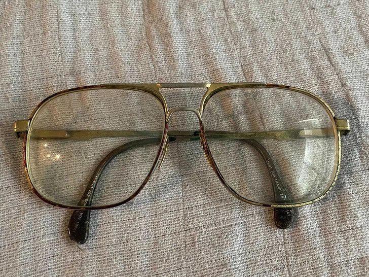 Jeffrey Dahmer glass 3D model