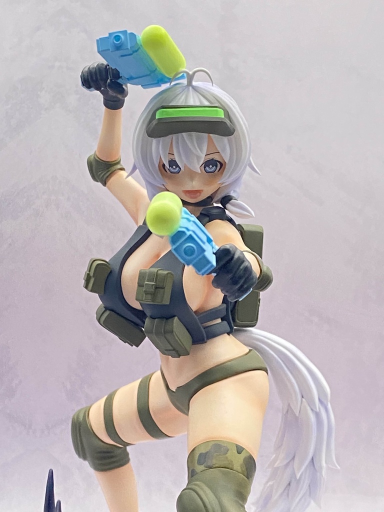 1/8ガレージキット モチノ・キョウコ with もち公 水着版