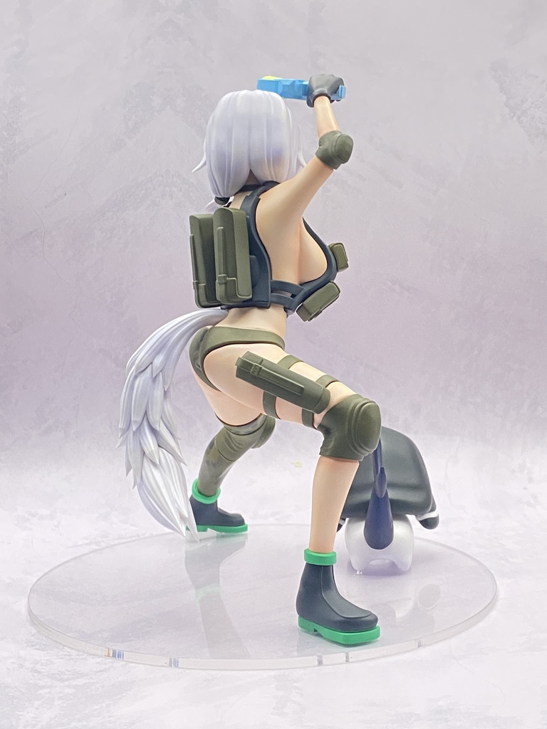 1/8ガレージキット モチノ・キョウコ with もち公 水着版