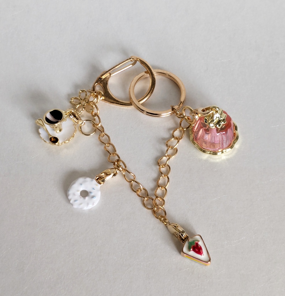 もちマス専用お食事チャーム