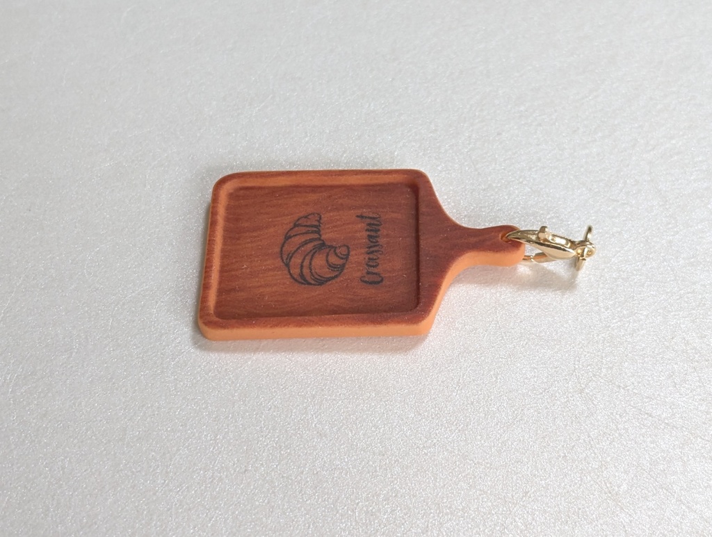 もちマス専用お食事チャーム