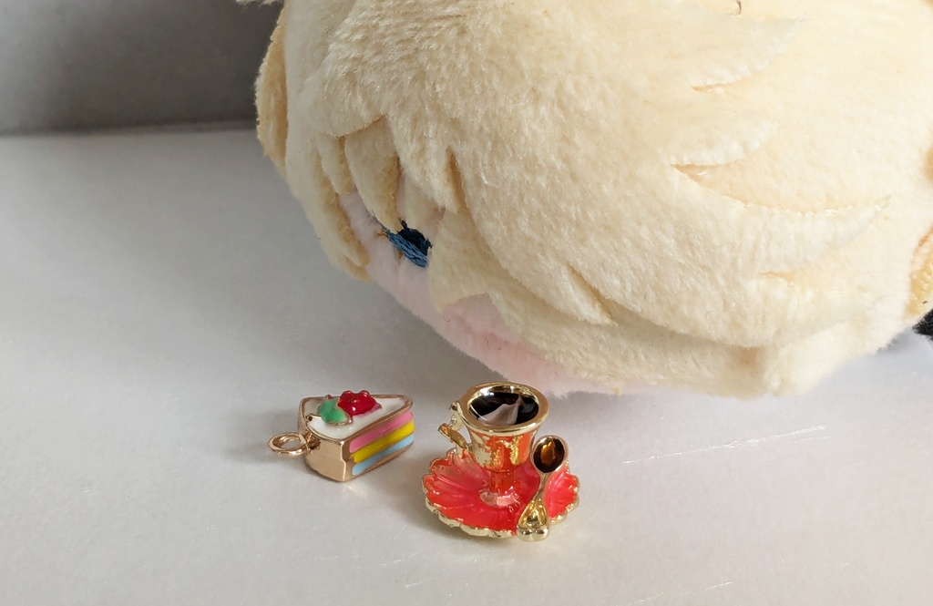 もちマス専用お食事チャーム