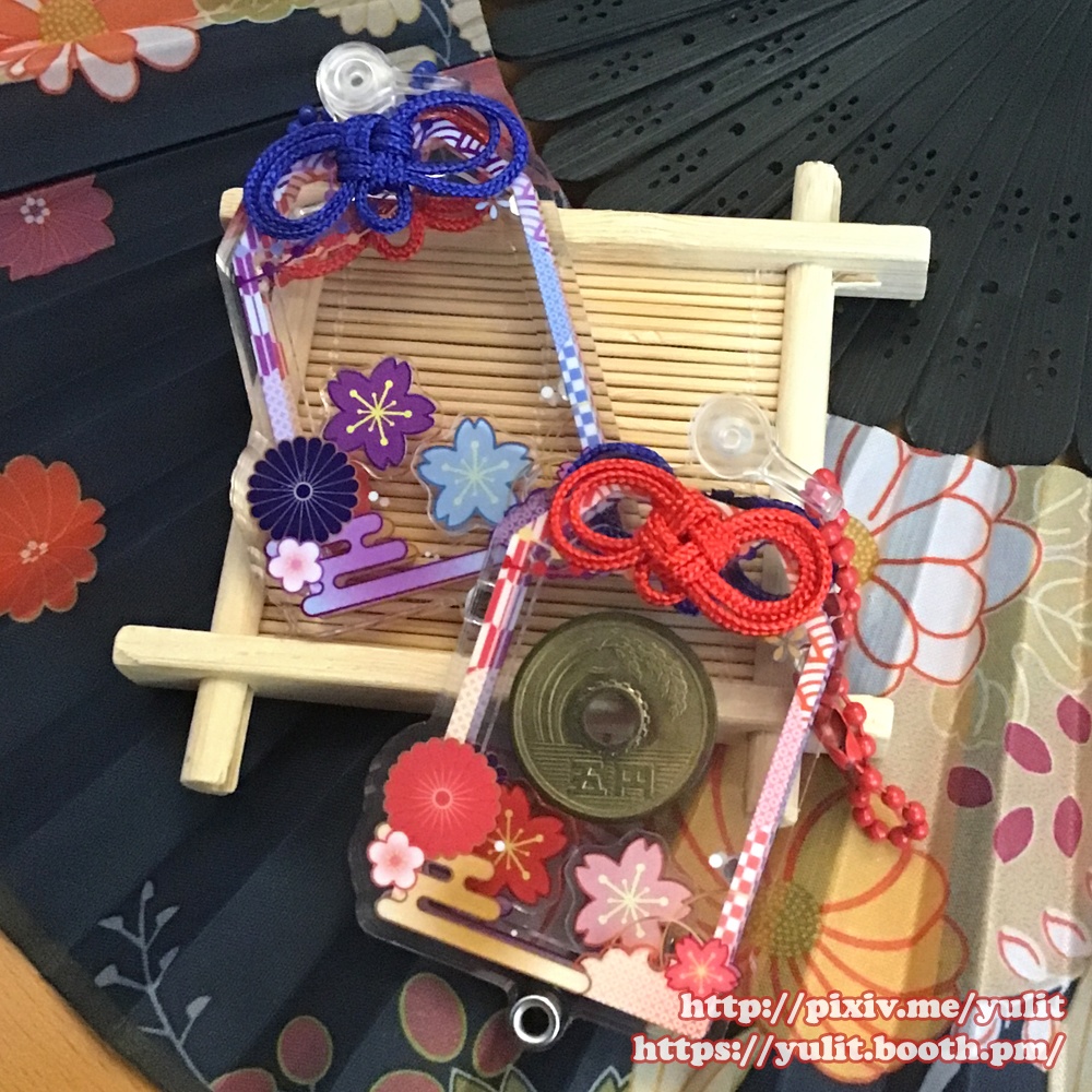 シャカシャカ御守◆アクリルキーホルダー