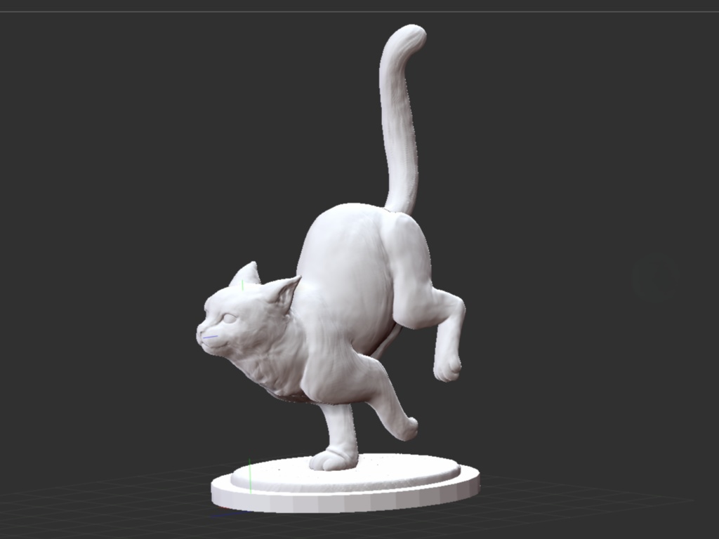 『走る猫』猫フィギュア